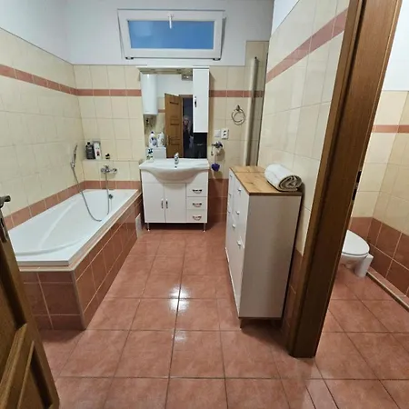 شقة Mantra Wellness *